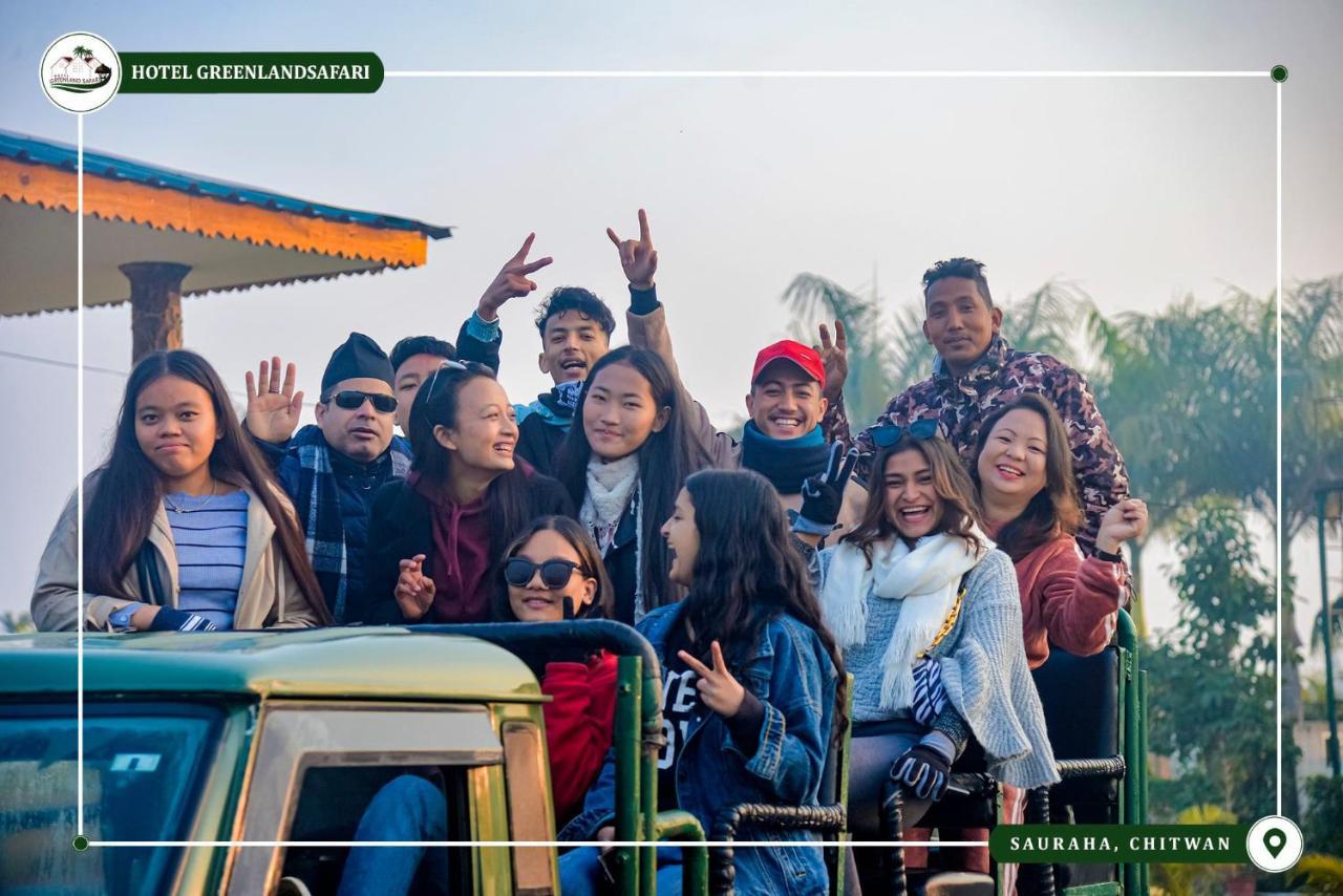 Hotel Greenland Safari ソーラハ エクステリア 写真